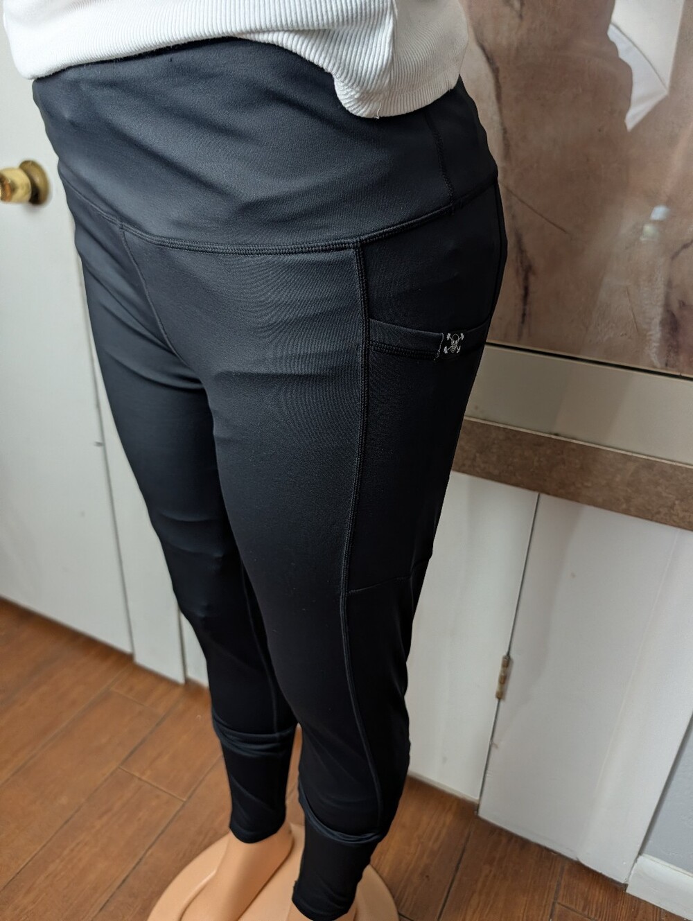 CVG Constantly Vaired Gear Blacklisted Full Length Leggings Size XL
